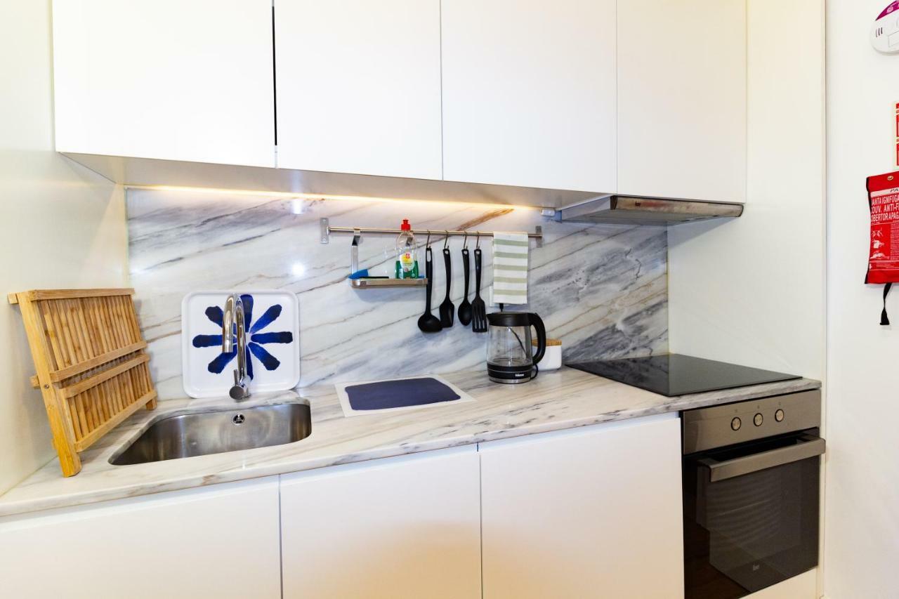 Cozy Studio Apartment OOporto Esterno foto